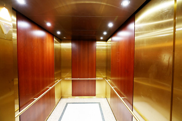 103A B2 Elevator1 0496