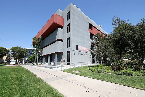 103A C4 Exterior 0604