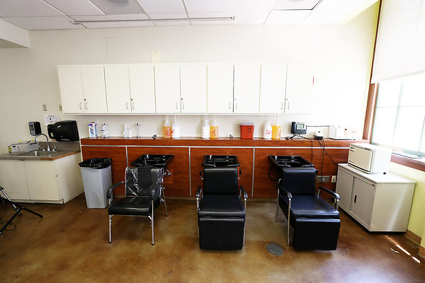 103A B2-128 Classroom 0418