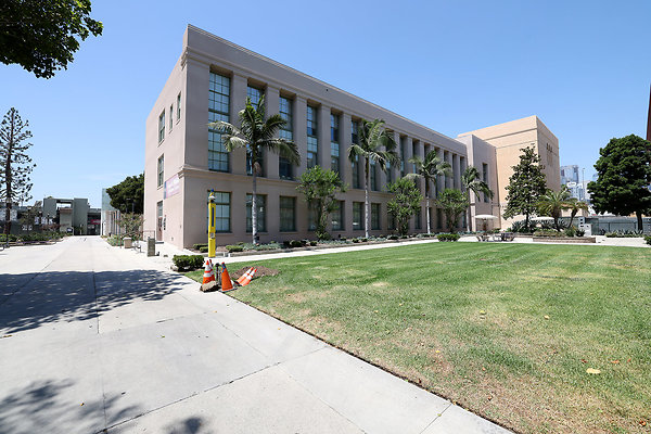 103A B3 Exterior 0513