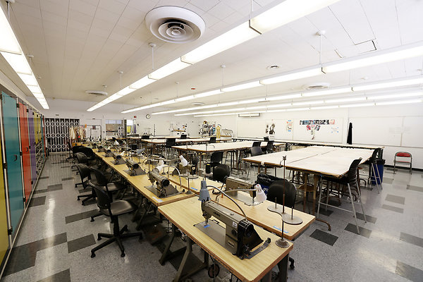 103A D4-106 Classroom 0534