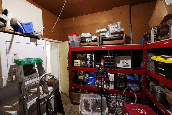 149A Patio Kitchen Storage 0038