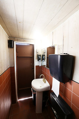 149A Womens Bathroom 0025