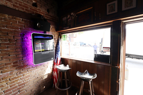 149A Bar 0049