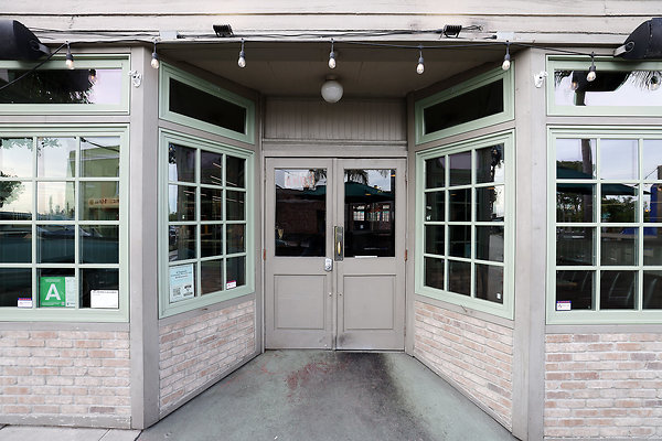 444B Front Ext 0010
