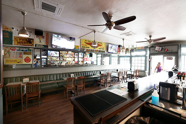 444B Bar Tables 0021