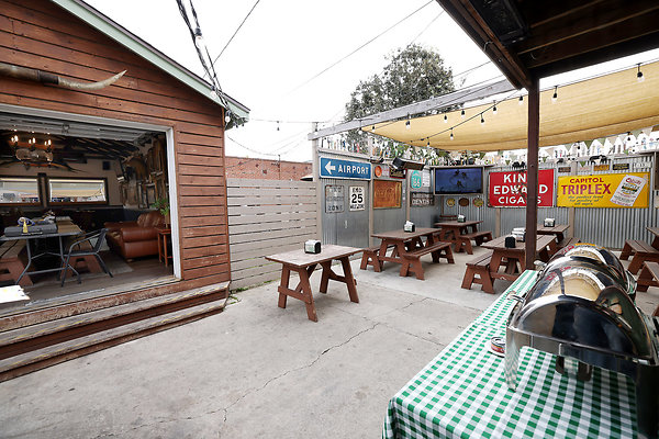 444B Rear Patio 0049