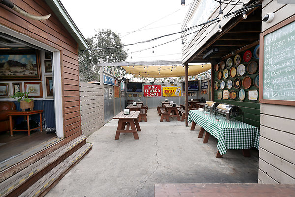 444B Rear Patio 0047