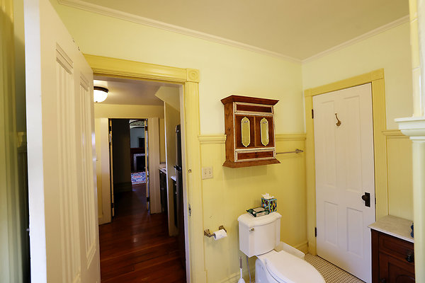 577A Office Bathroom 0069 577A Office Bathroom 0069