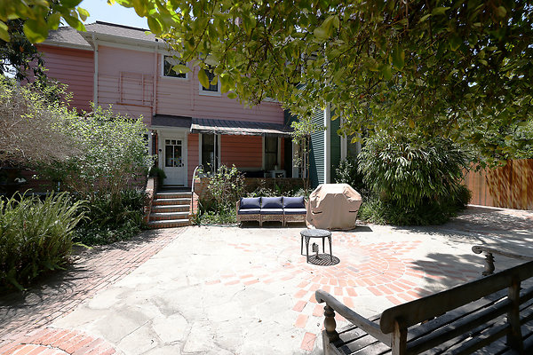 577A Backyard 0182