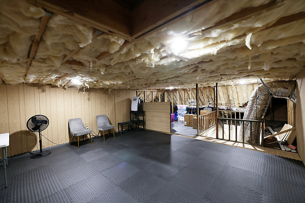 577A Attic 0166