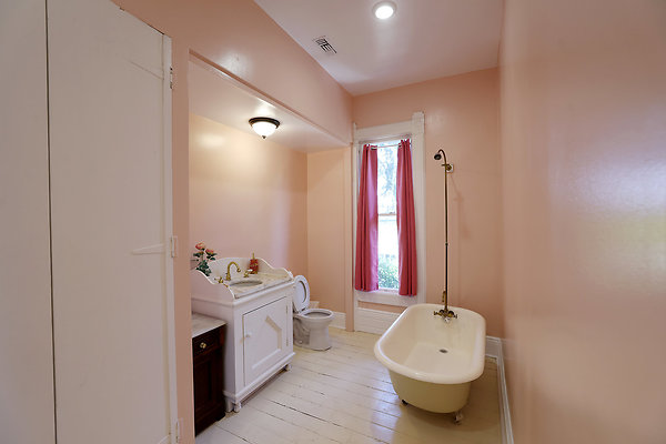 577A Girls Bedroom Bathroom 0156 577A Girls Bedroom Bathroom 0156