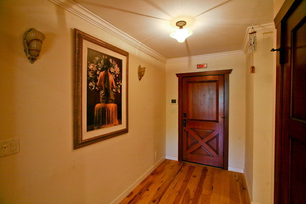 Front Entry 0005 1