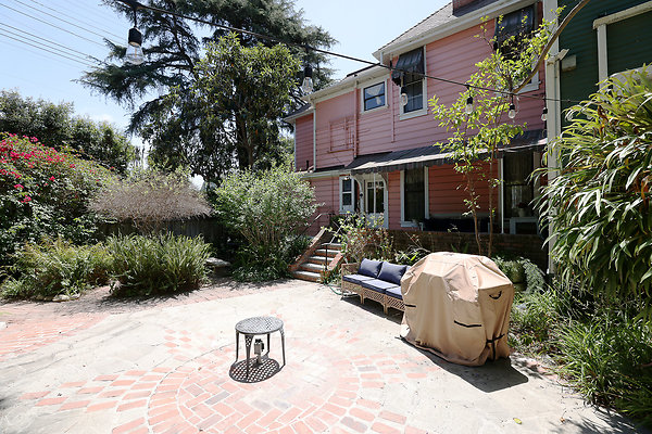 577A Backyard 0185