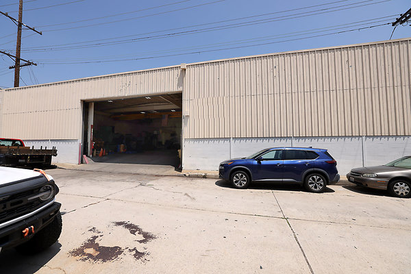 681A Rear Entrance 0033