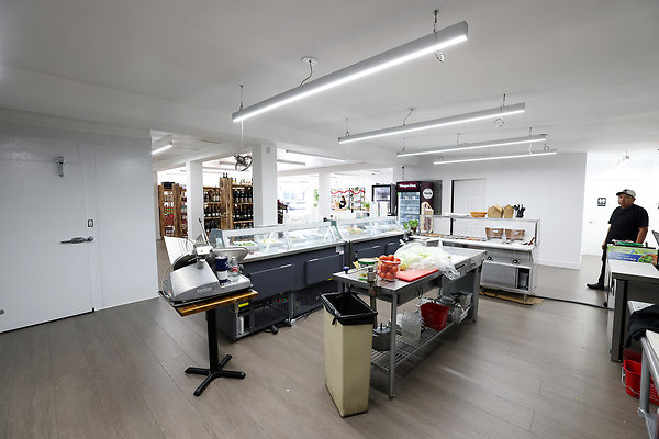 850B Deli 0218