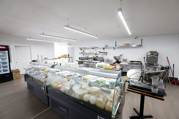 850B Deli 0212