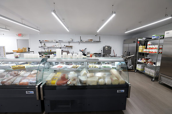 850B Deli 0211