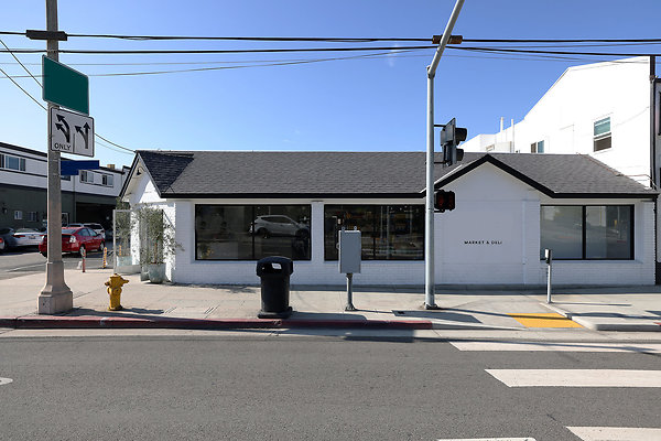 850B Front Ext 0112