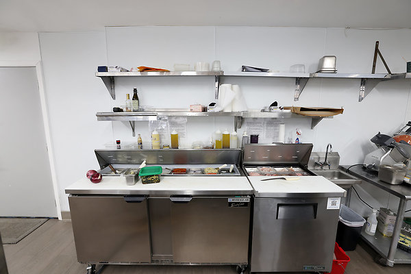 850B Deli 0220