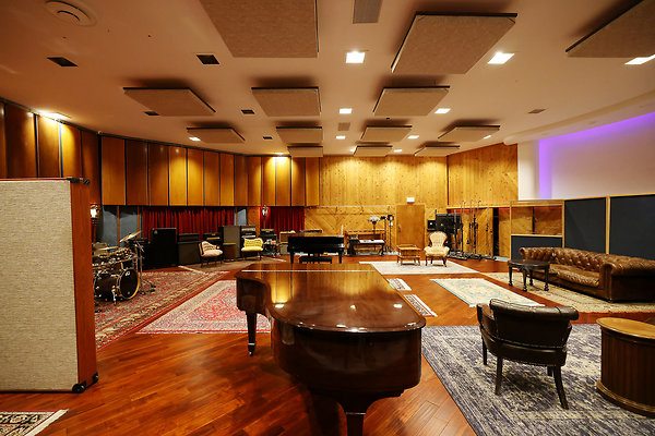027B Studio A Live Room 0101