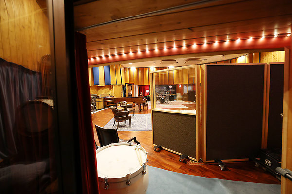 027B Studio A ISO1 0117