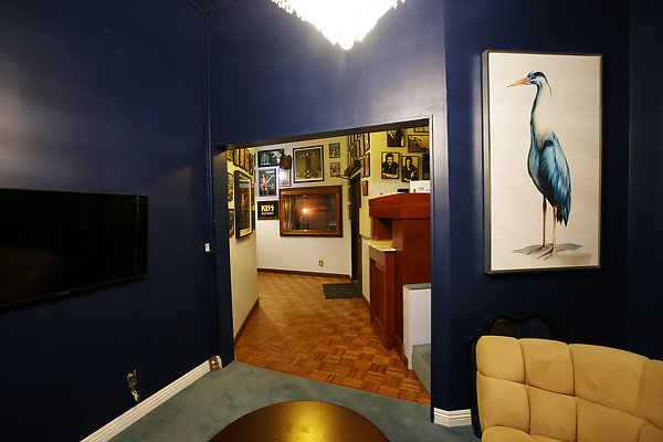 027B Lobby Waiting Room 0012