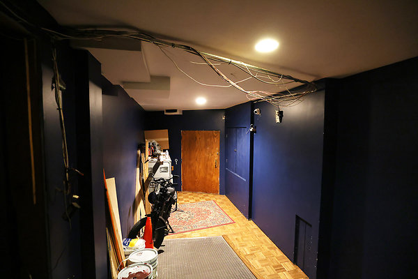 027B Loading Dock 0057