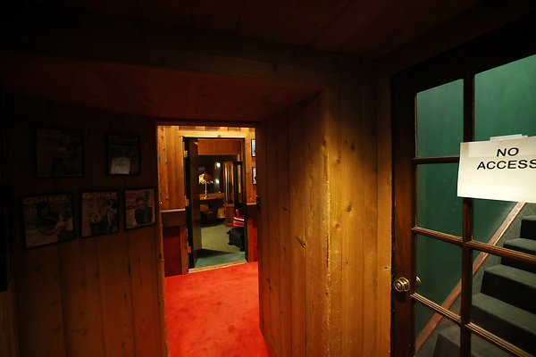 027B Back Hallway3 rev 0053