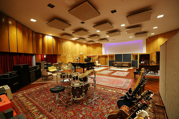 027B Studio A Live Room 0109