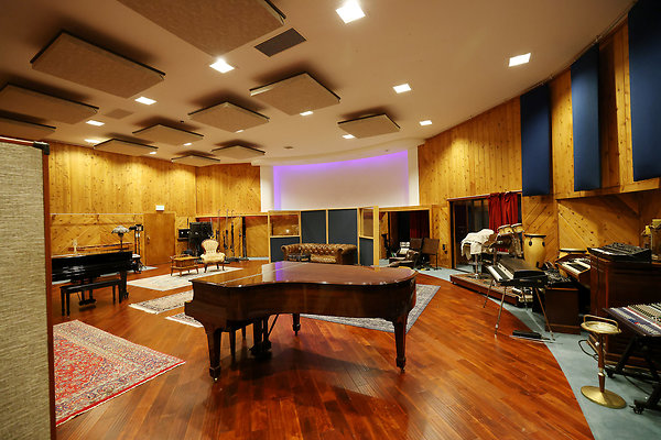 027B Studio A Live Room 0100