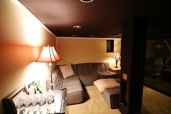 027B Studio A Lounge 0095