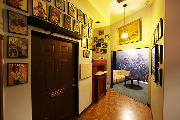 027B Lobby Reception 0010