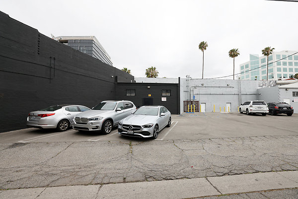 027B Parking Lot 0128
