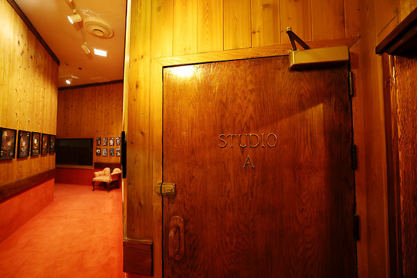 027B Studio A Door 0085