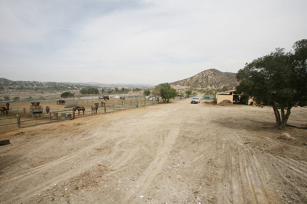 Barn End Construction Road 0103 1 Barn End Construction Road 0103 1