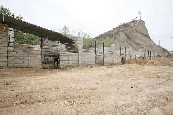 Corral4 Stalls 0092 1 Corral4 Stalls 0092 1