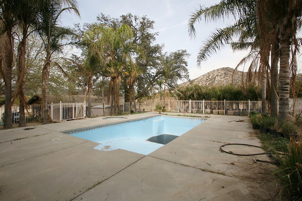 Pool 0143 1