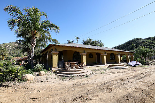 House2 Ext 0475