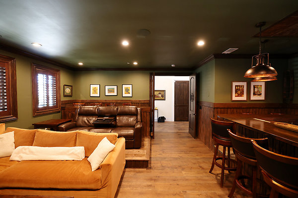 571B Bar & Media Room 0011 571B Bar & Media Room 0011