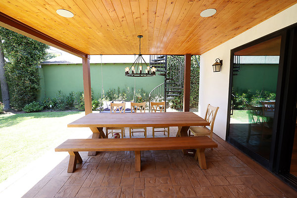 571B Patio 0087
