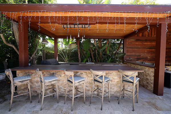 571B Pool Bar 0113