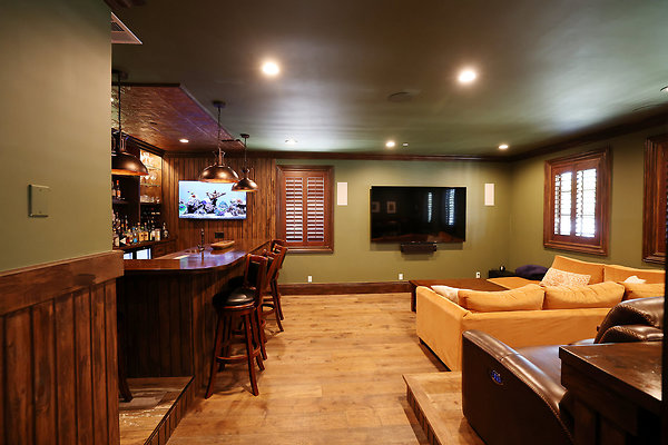 571B Bar & Media Room 0005 571B Bar & Media Room 0005