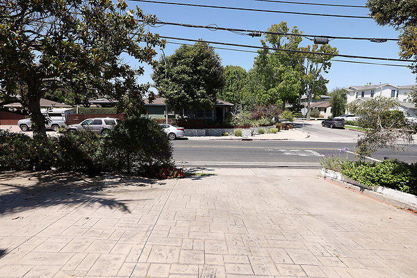 571B Driveway rev 0217