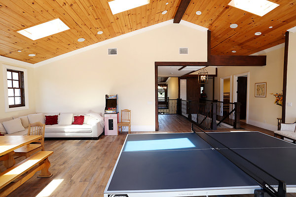 571B Game Room 0137