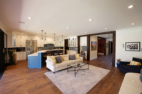 571B Family Room &amp; Kitchen 0055