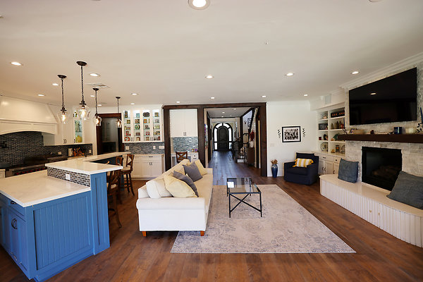 571B Family Room &amp; Kitchen 0048