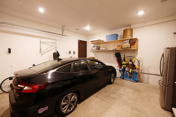 571B Garage 0205