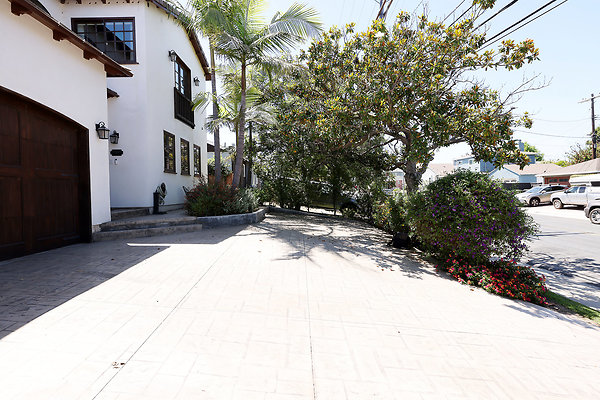 571B Driveway 0218