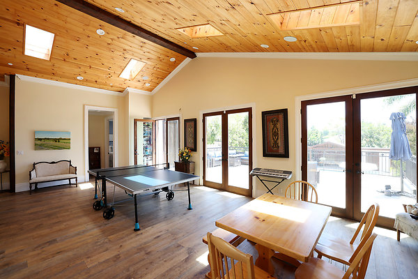 571B Game Room 0134